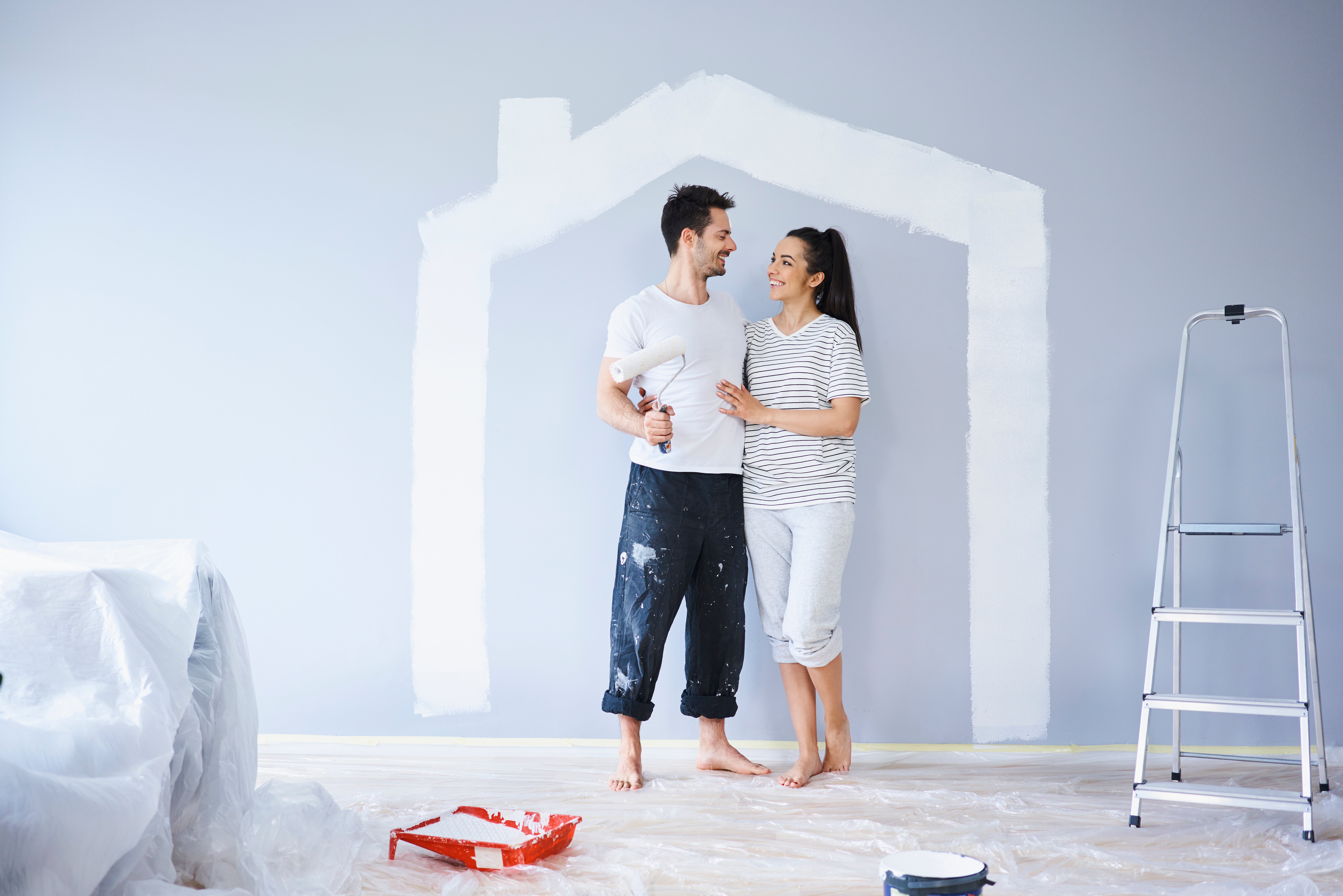 GettyImages-981658344_Homeowners Painting