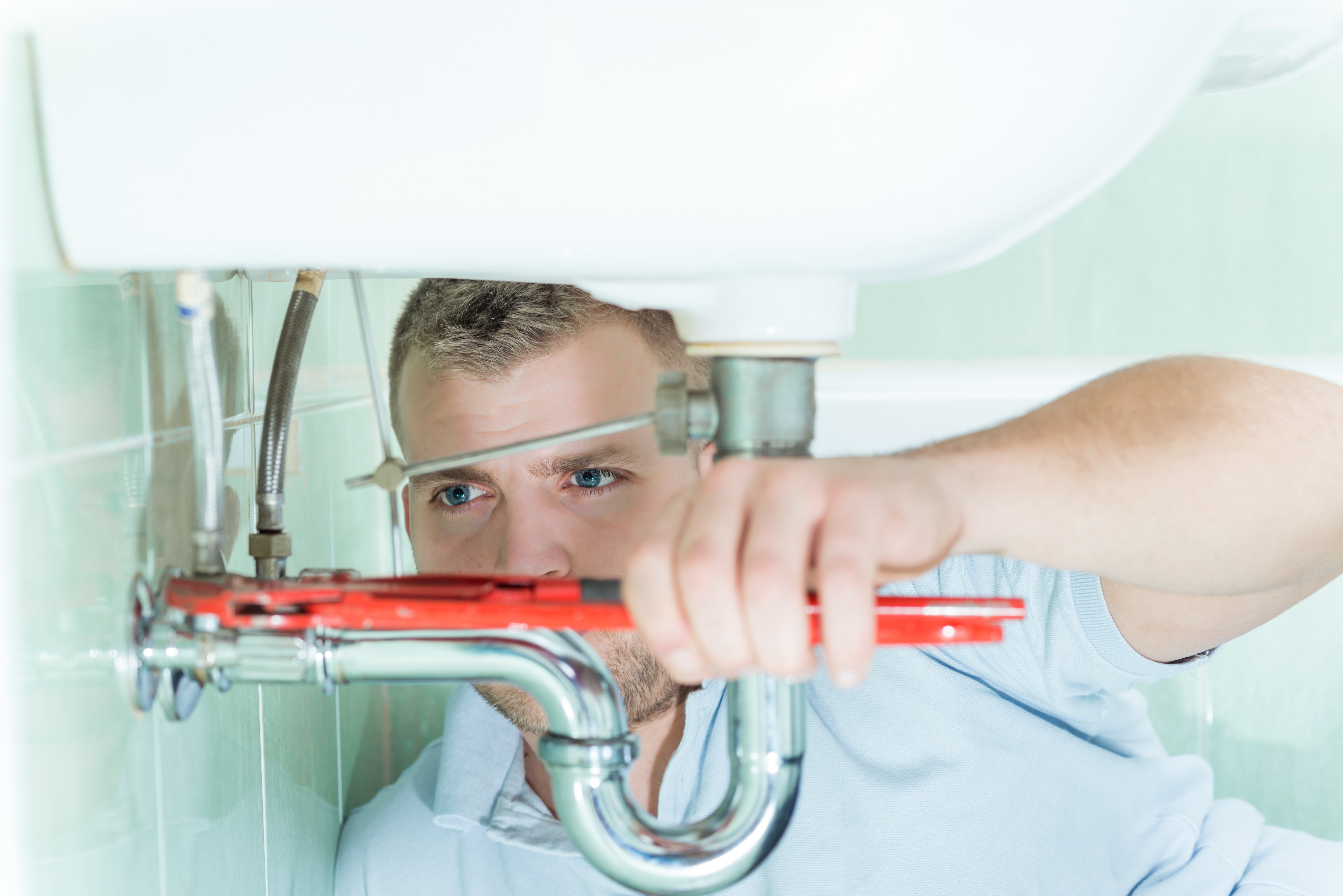 iStock-509366651_Plumber